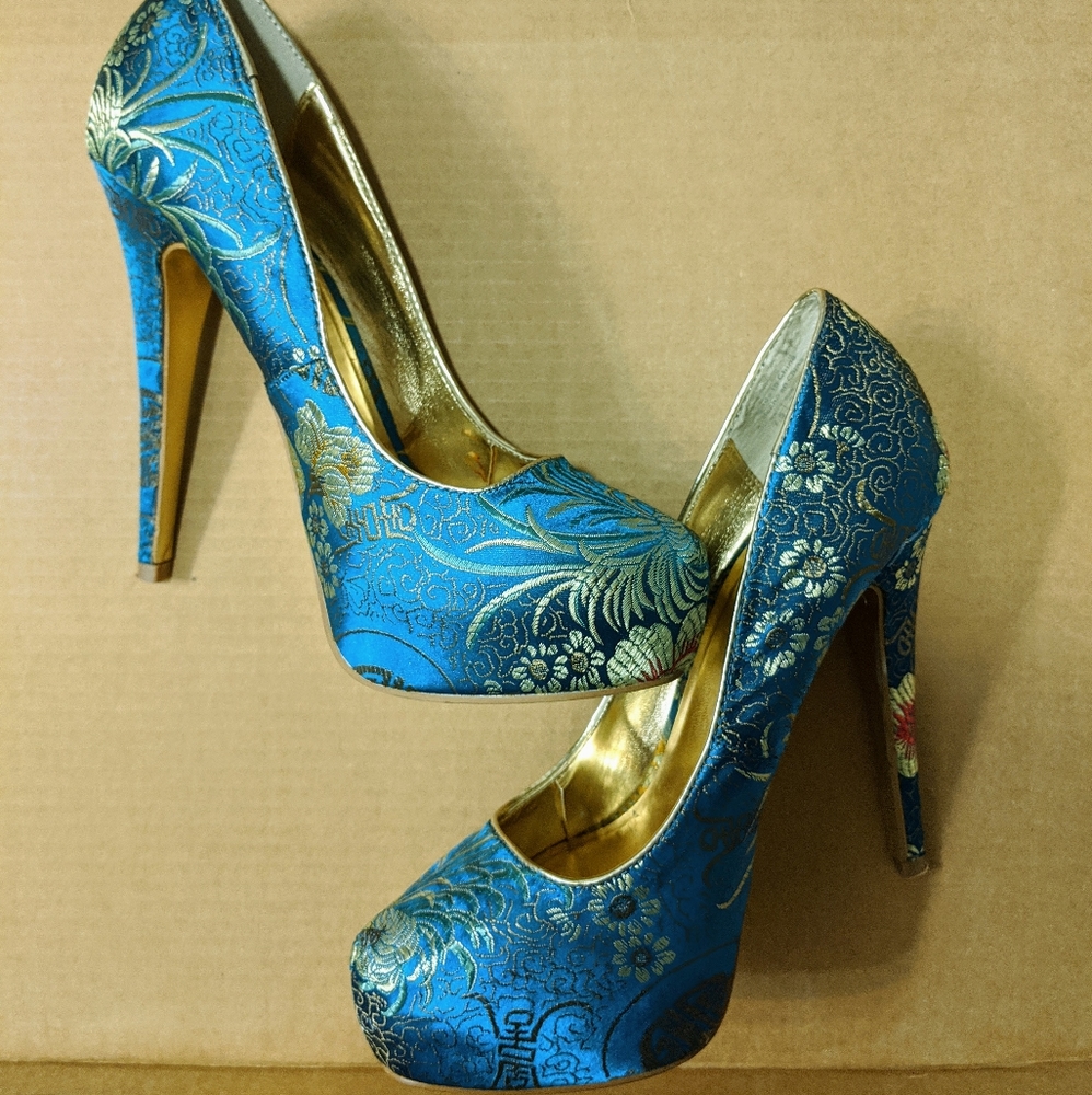 Turquoise platform heels ALDO
